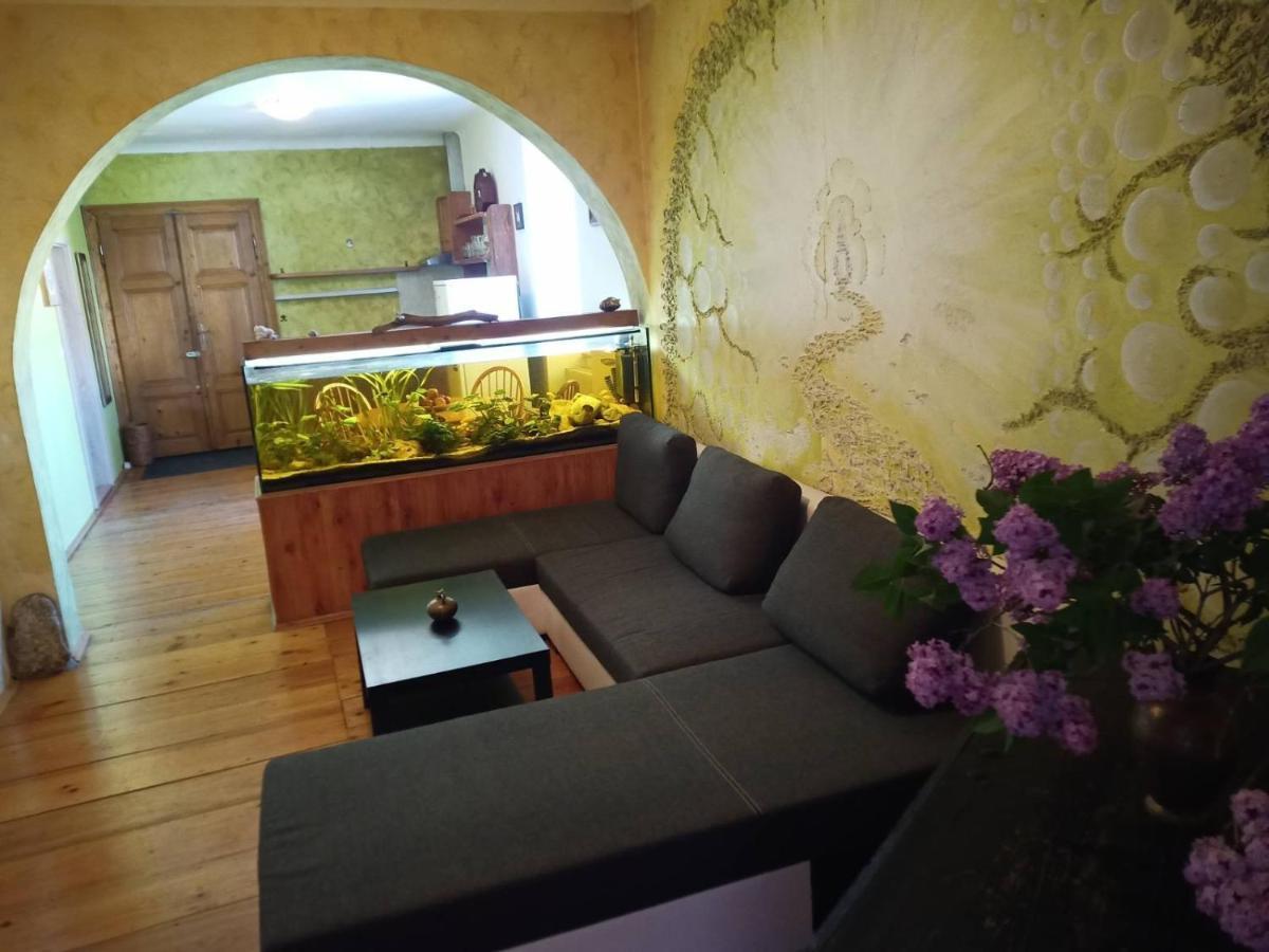 Penzion Avalon Valtice Hotel Bagian luar foto